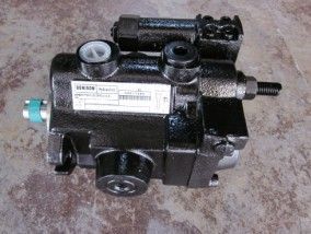 供應(yīng)DENISON丹尼遜柱塞泵PV6-2R1E-C02 高效可靠的液壓動(dòng)力解決方案